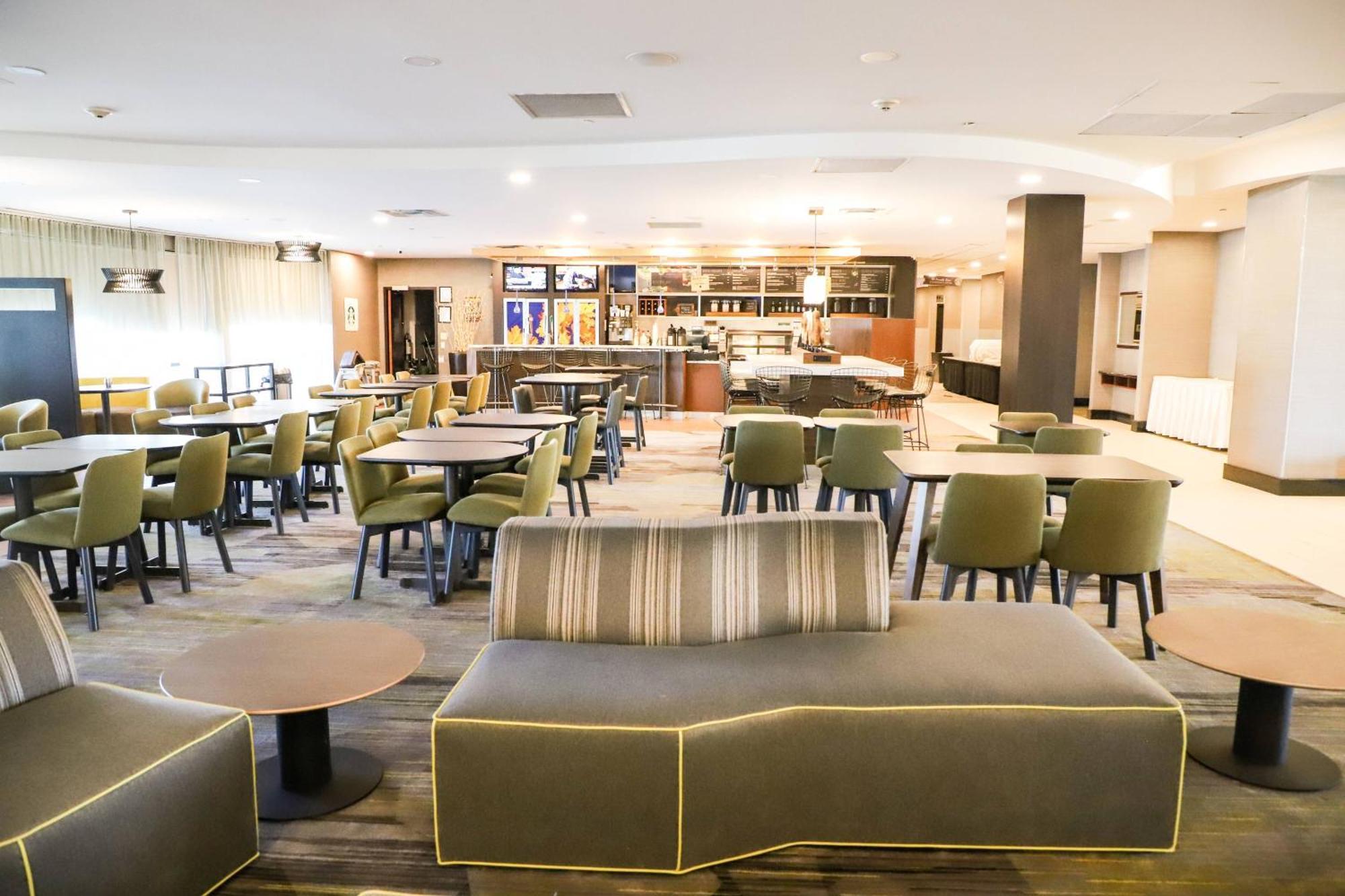 Hotel Courtyard By Marriott Toronto Brampton Zewnętrze zdjęcie