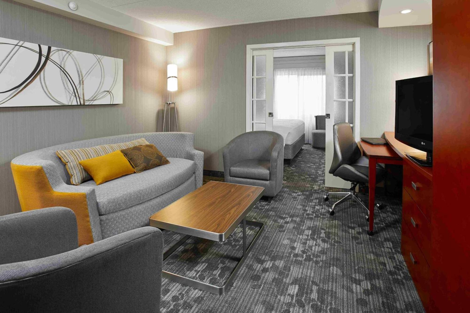 Hotel Courtyard By Marriott Toronto Brampton Zewnętrze zdjęcie