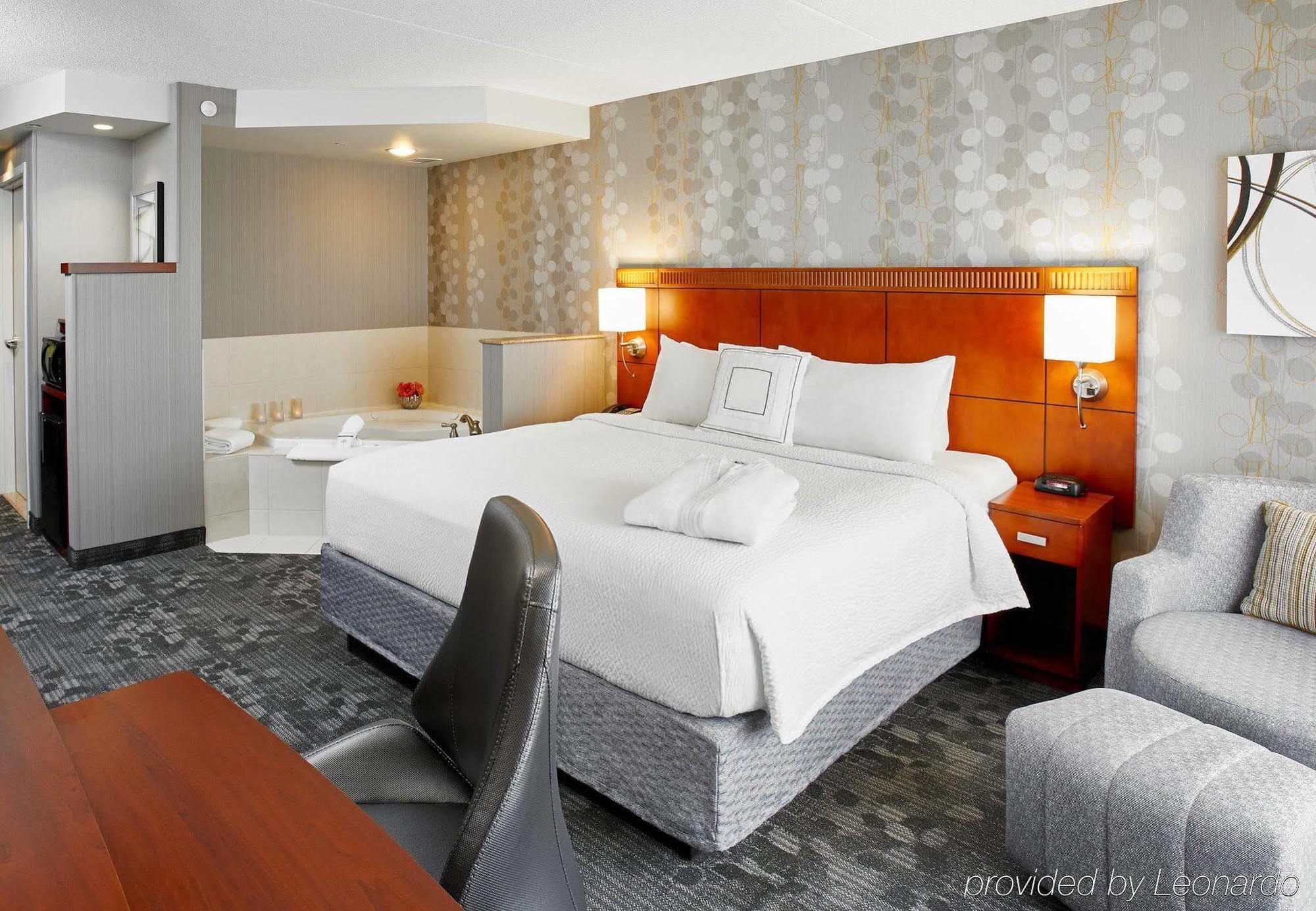 Hotel Courtyard By Marriott Toronto Brampton Zewnętrze zdjęcie